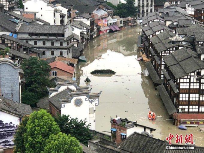 比丰田复杂比美国车简单,比亚迪全新DM-i,油耗做到4L内?